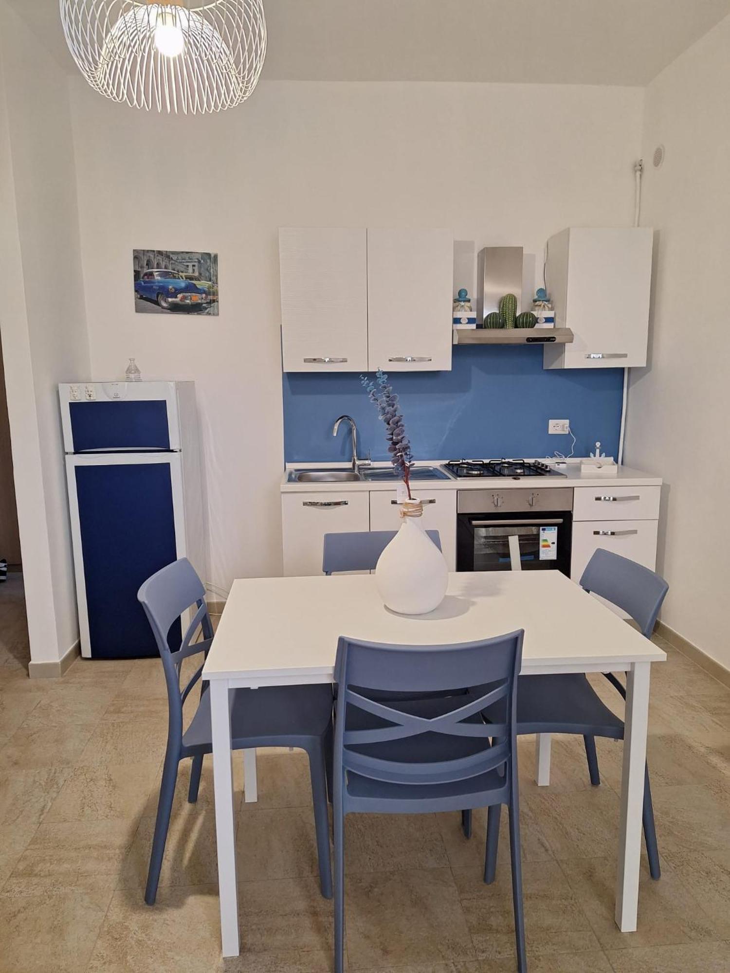 Il Borgo Antico - Torre A Mare Apartamento Exterior foto